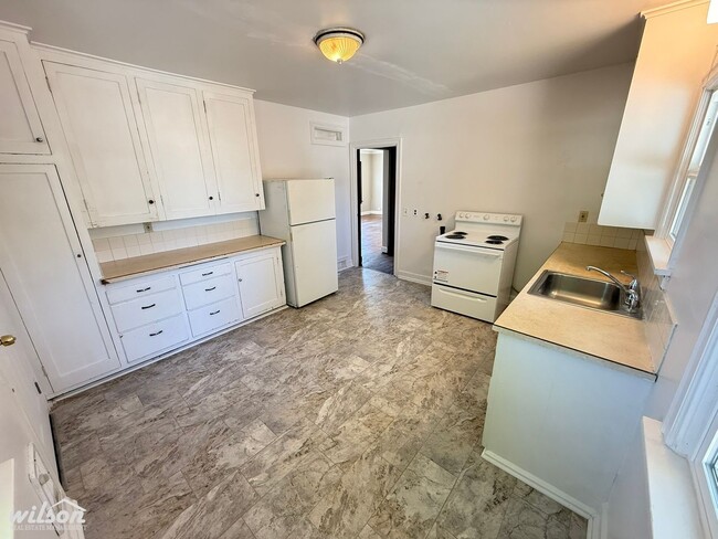 720 Cornell Ave in Yakima, WA - Building Photo - Building Photo