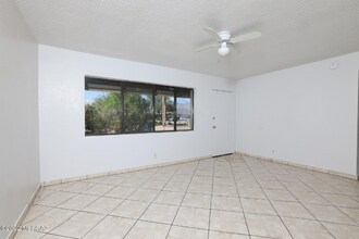 1304 E Copper St in Tucson, AZ - Building Photo - Building Photo