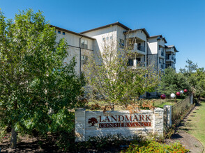 Landmark Conservancy in Austin, TX - Foto de edificio - Building Photo