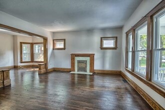 374 E 12th Ave in Columbus, OH - Building Photo - Building Photo