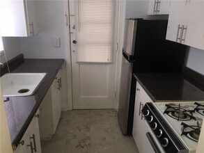 957 Dauphin St in Mobile, AL - Building Photo - Building Photo