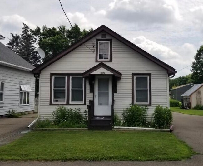 12628 Main St Rentals in Rogers, MN