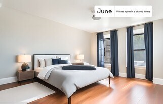 Room in Shared 4 bed/1 bath home in New York, NY - Building Photo