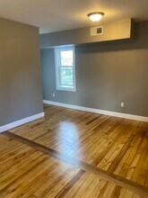 1190 Plymouth Ave, Unit 2 N in Fall River, MA - Building Photo - Building Photo