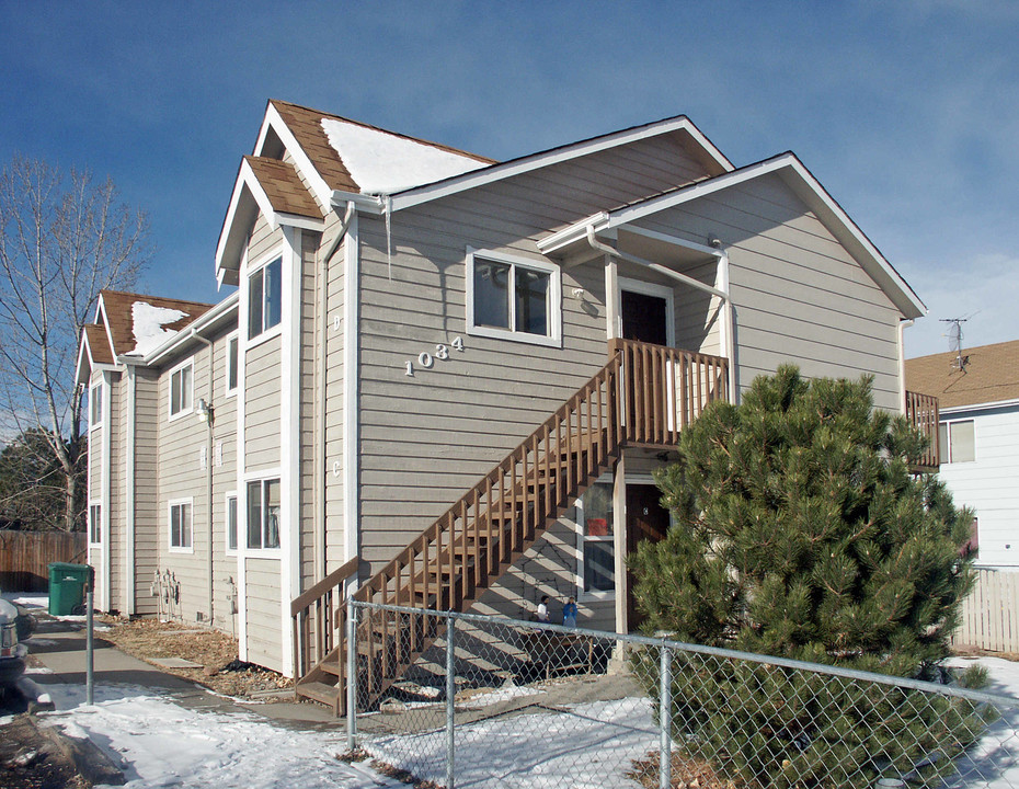 1034 Mazatlan Cir in Colorado Springs, CO - Foto de edificio