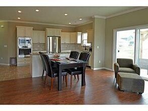 537 N Keats Dr in Fayetteville, AR - Building Photo - Building Photo