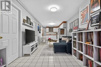 14 Concord Ave in Toronto, ON - Building Photo - Building Photo