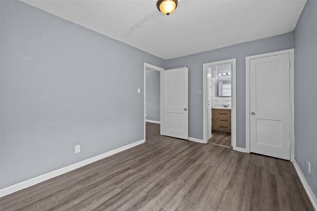 property at 1919 McDuffie St