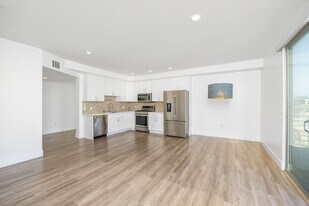 1101 S Harvard Blvd, Unit #505 in Los Angeles, CA - Building Photo