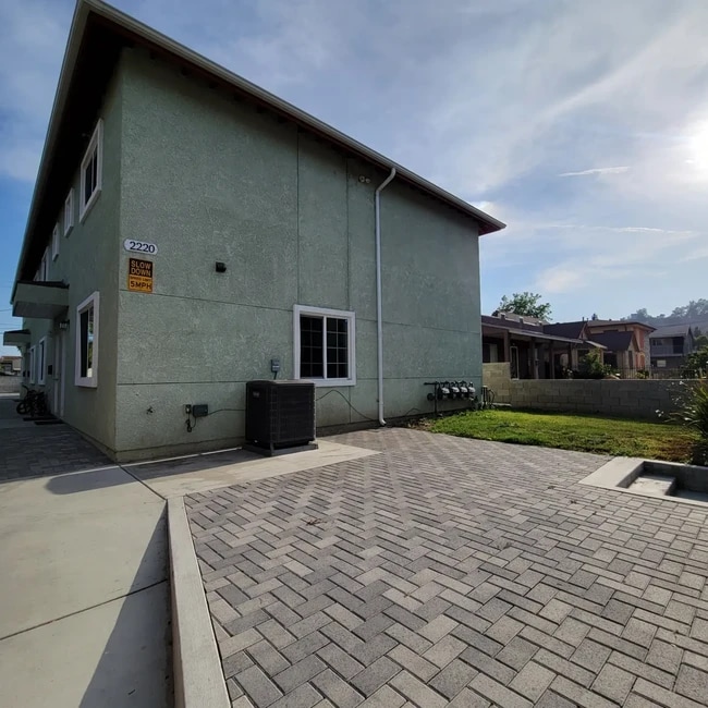 2220 Norwalk Ave, Unit C