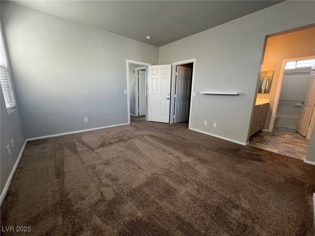 10471 Meadow Village St