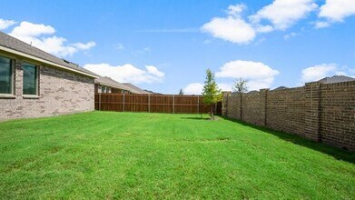 1316 Rousseau Dr in Little Elm, TX - Foto de edificio - Building Photo