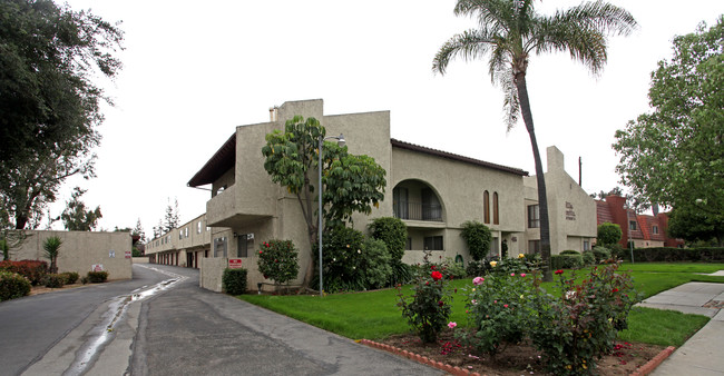 Linda Vista Apartments in Arcadia, CA - Building Photo - Building Photo