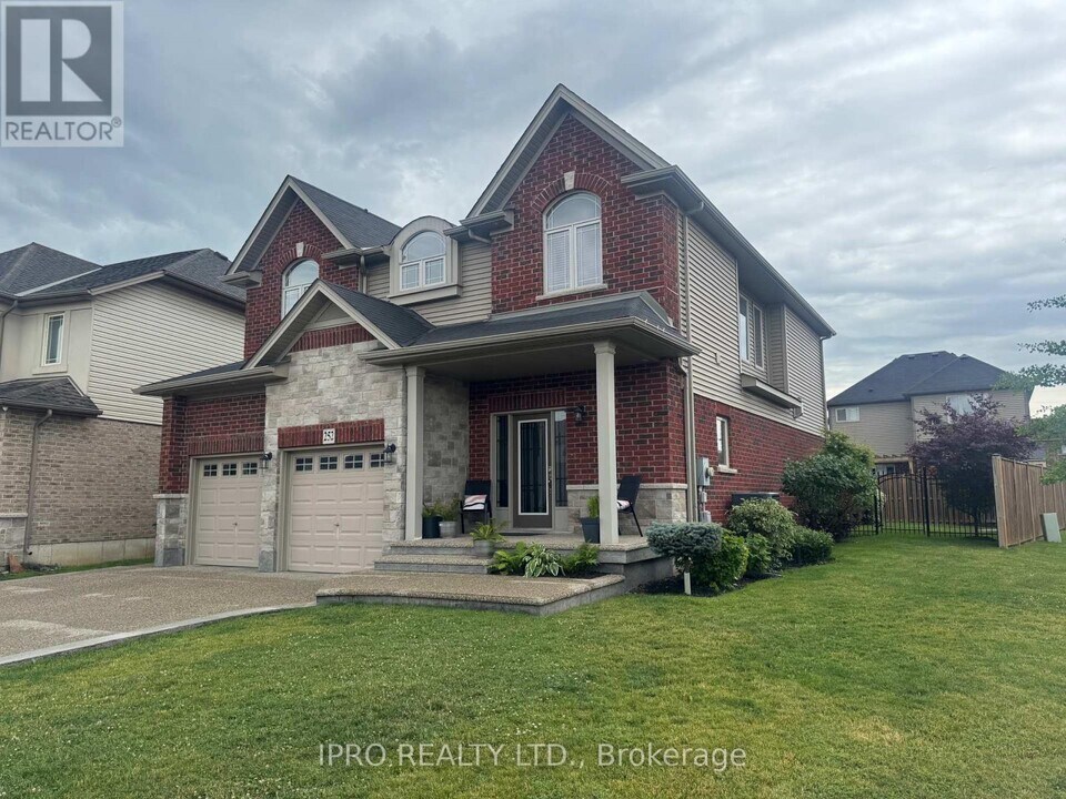 252 Westbank Trail in Hamilton, ON - Building Photo