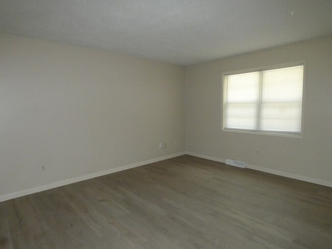 5228 N Richmond Ave in Kansas City, MO - Building Photo - Building Photo
