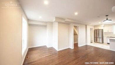 18 Darrell Av in Toronto, ON - Building Photo - Building Photo