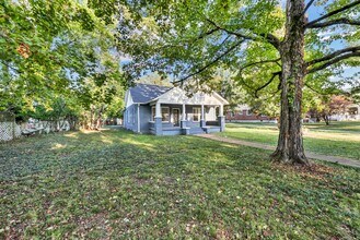 615 Greenwood Ave in Clarksville, TN - Building Photo - Building Photo