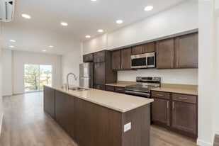 River Landing Townhome Collection in Spokane Valley, WA - Building Photo