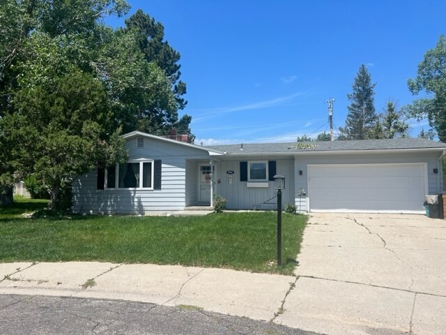 1940 Kingsboro Rd in Casper, WY - Building Photo