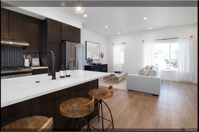 1660 S Major St, Unit 6 in Salt Lake City, UT - Foto de edificio - Building Photo