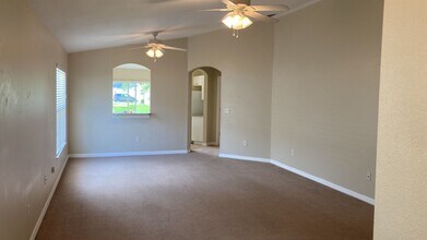 19044 Dunlap Ct in Land O Lakes, FL - Building Photo - Building Photo