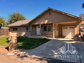 3340 Marshall Ave in Carmichael, CA - Building Photo