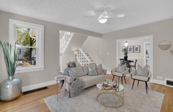 101 Harden St in Columbia, SC - Building Photo - Building Photo