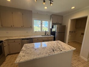 2513 Rolling Meadows Dr in Raleigh, NC - Building Photo - Building Photo