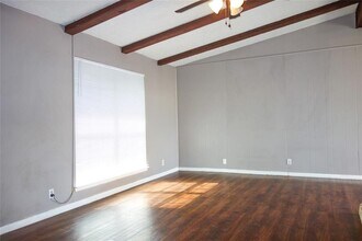 1416 Cardinal Hill Dr in Austin, TX - Building Photo - Building Photo