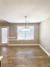 142 Ardell Dr in Clarksville, TN - Foto de edificio - Building Photo