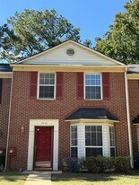 2978 Lexington Trace Dr in Smyrna, GA - Building Photo