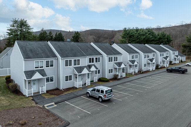 Carousel Gardens in Bristol, CT - Building Photo - Building Photo