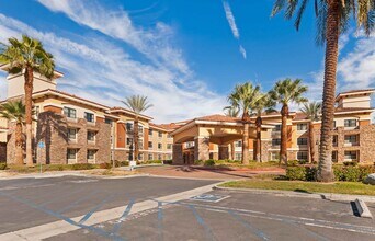 Furnished Studio-Palm Springs - Airport in Palm Springs, CA - Foto de edificio - Building Photo
