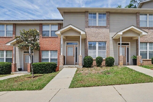 property at 2014 Midyette Rd