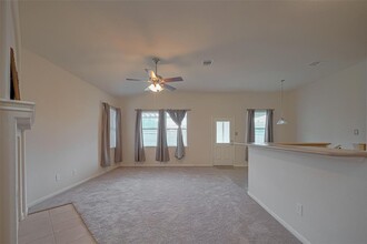 7305 Stonelick Ct in Pearland, TX - Foto de edificio - Building Photo