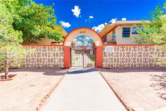 Titanic Apartments in El Paso, TX - Building Photo - Other