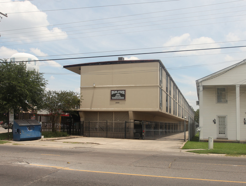 3005 Highland Rd in Baton Rouge, LA - Foto de edificio