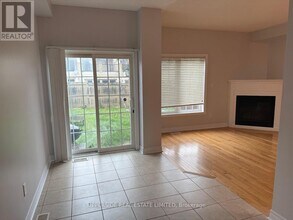 101 Paperbark Ave in Vaughan, ON - Building Photo - Building Photo