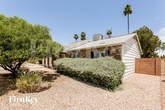 2922 E Sierra St in Phoenix, AZ - Building Photo - Building Photo