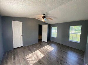 26770 Kelli Dr in Denham Springs, LA - Building Photo - Building Photo