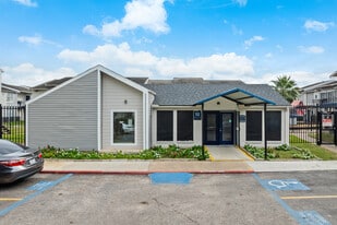 Spring Rose in Houston, TX - Building Photo