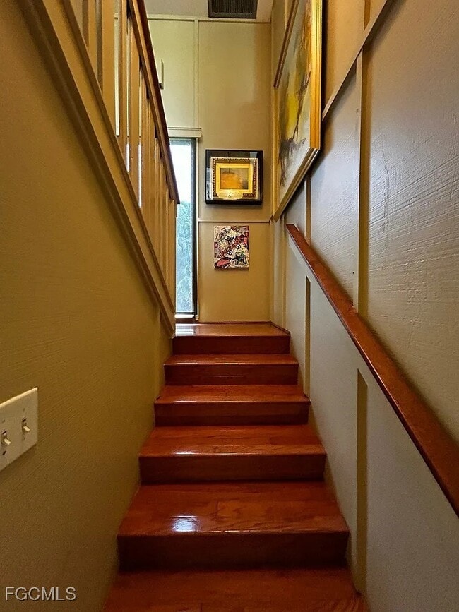 property at 1702 Hill Ave