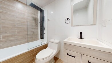 235 Sumpter St in Brooklyn, NY - Building Photo - Building Photo