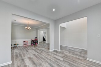 1014 Reap Ln in Lawrenceville, GA - Building Photo - Building Photo