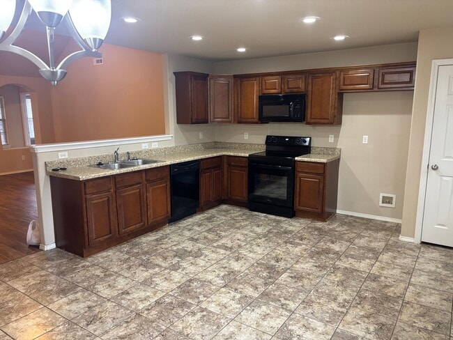 630 Saddlehorn Dr in Centerton, AR - Building Photo - Building Photo