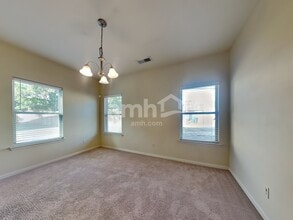 1302 Lock Heath Trail SE in Lawrenceville, GA - Building Photo - Building Photo