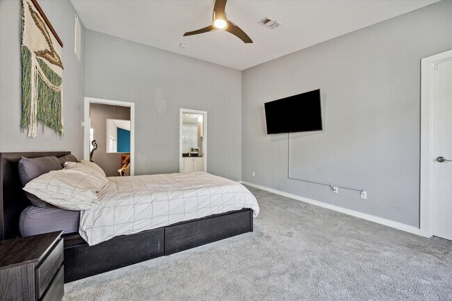 property at 815 Robin St
