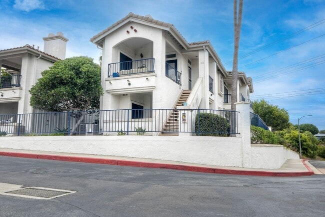 property at 2395 Rancho Del Oro Rd