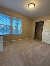 830 235th Pl SE in Bothell, WA - Foto de edificio - Building Photo