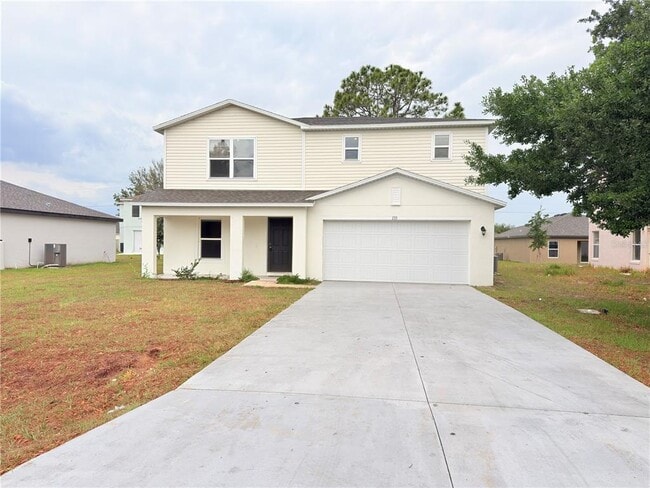 733 James Ct in Poinciana, FL - Building Photo - Building Photo